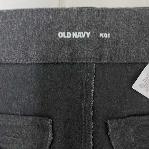 Old Navy Pixie Pants - Picture 3 of 5